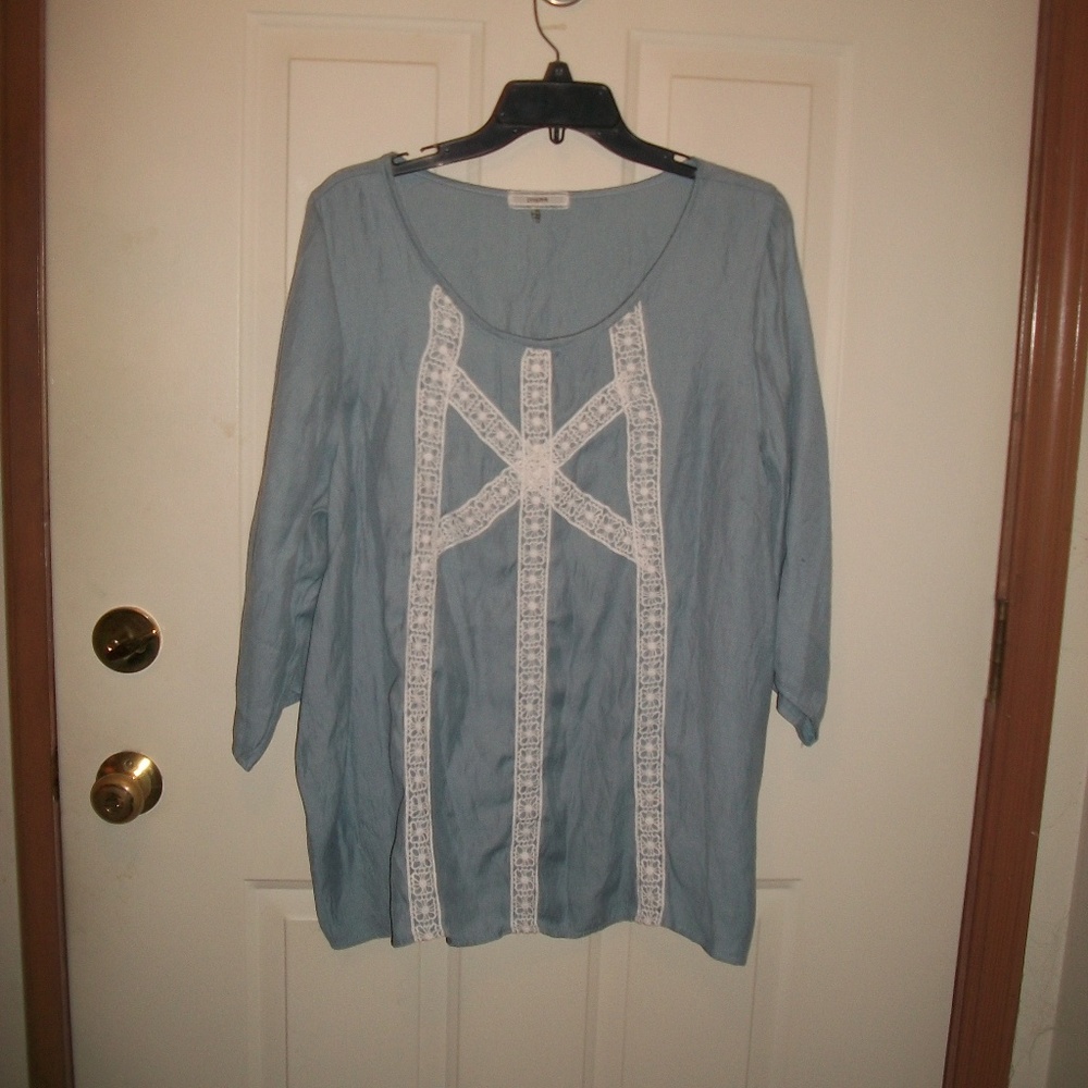 Poema blue lacy trim top size 2X
